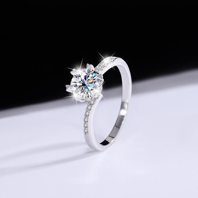 【#194】925 Sterling Silver Twisted Snowflake Design Fashion Moissanite Ring