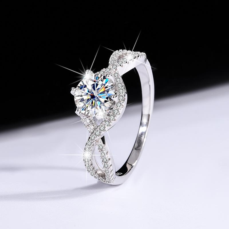 【#189】925 Sterling Silver Twisted Design Halo Setting Moissanite Ring