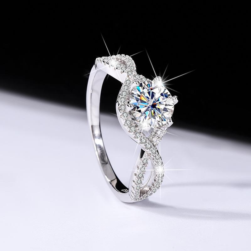 【#189】925 Sterling Silver Twisted Design Halo Setting Moissanite Ring