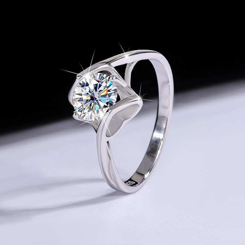 【#200】925 Sterling Silver Heart-To-Heart Moissanite Ring