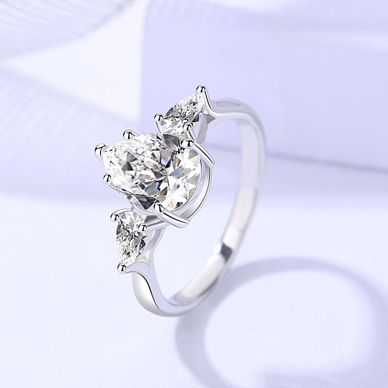 【#202】925 Sterling Silver 2CT Three Stone Setting Pear Shape Moissanite Ring