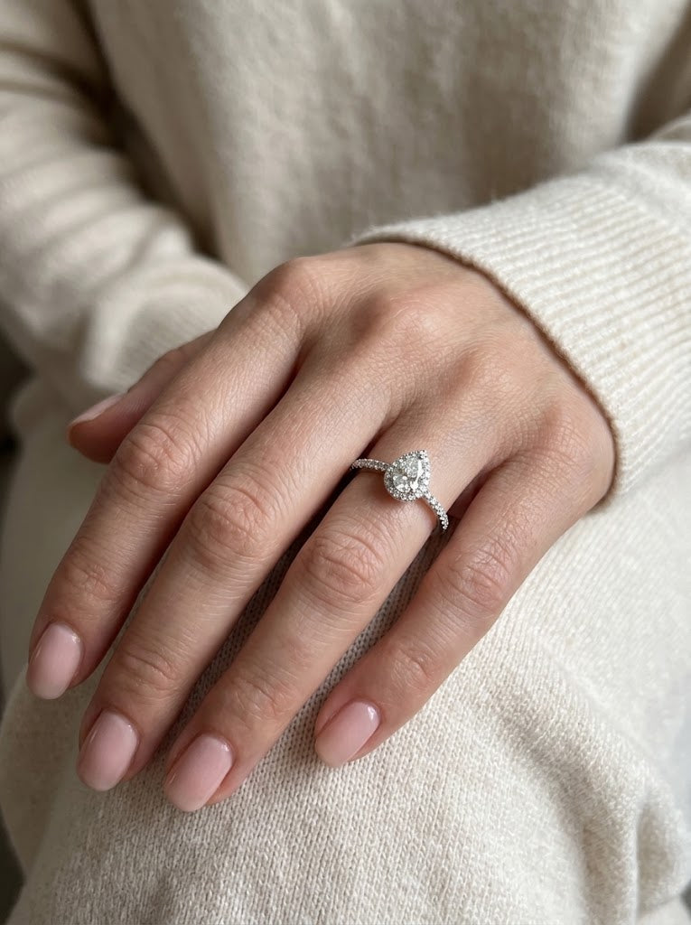 【#16】Pear Cut 1ct Moissanite Halo Engagement Ring for Women, 925 Sterling Silver Teardrop Promise Ring, Lab Diamond Bridal Jewelry