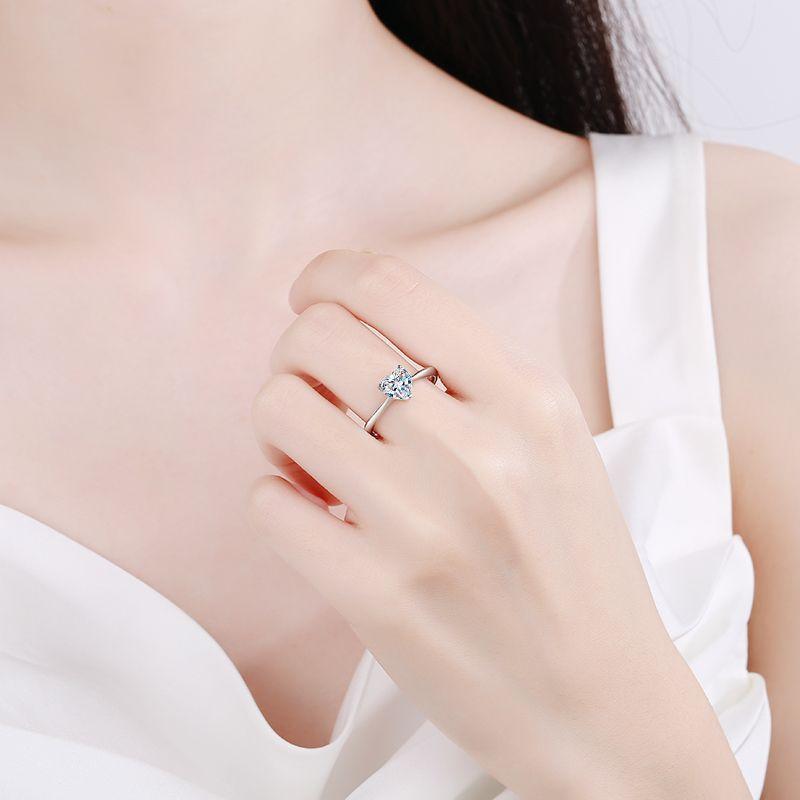 【#162】Heart-Shaped Moissanite Ring In 925 Sterling Silver