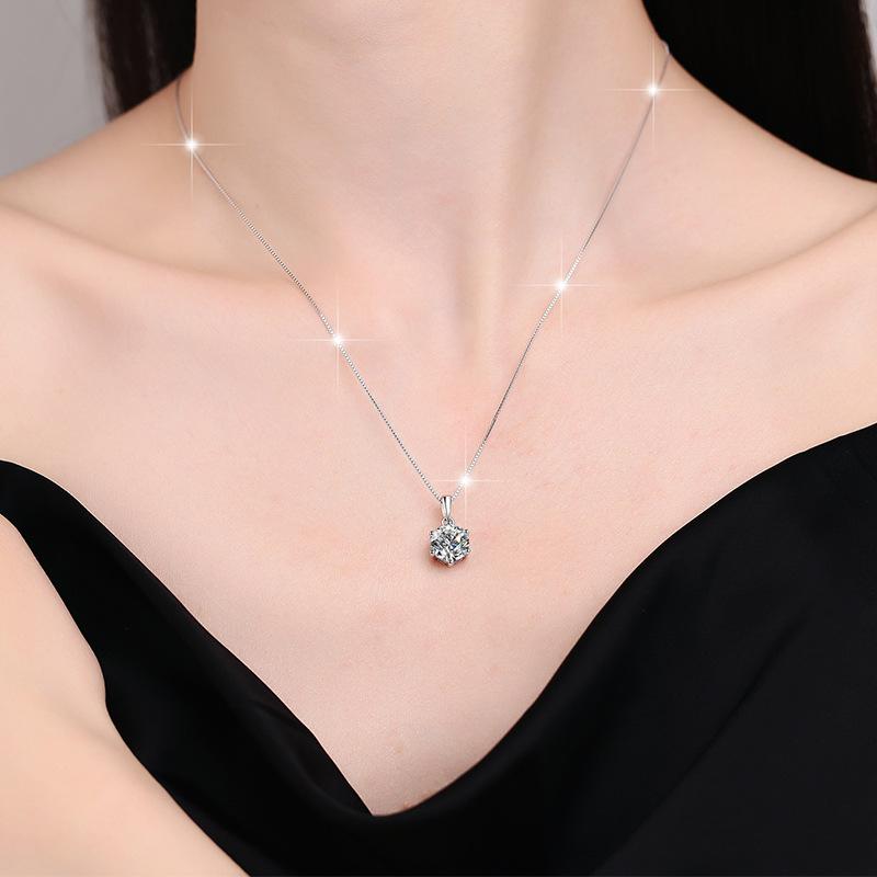 【#165】925 Sterling Silver Six-claw Crown Moissanite Pendant Necklace