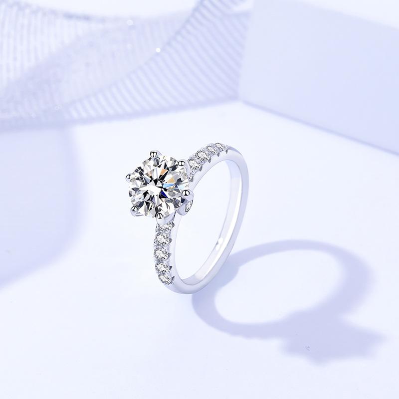 【#179】Classic Six-Claw 2CT Moissanite Ring In 925 Sterling Silver
