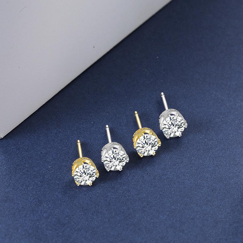 【#192】925 Sterling Silver Six-Claw Moissanite Stud Earrings