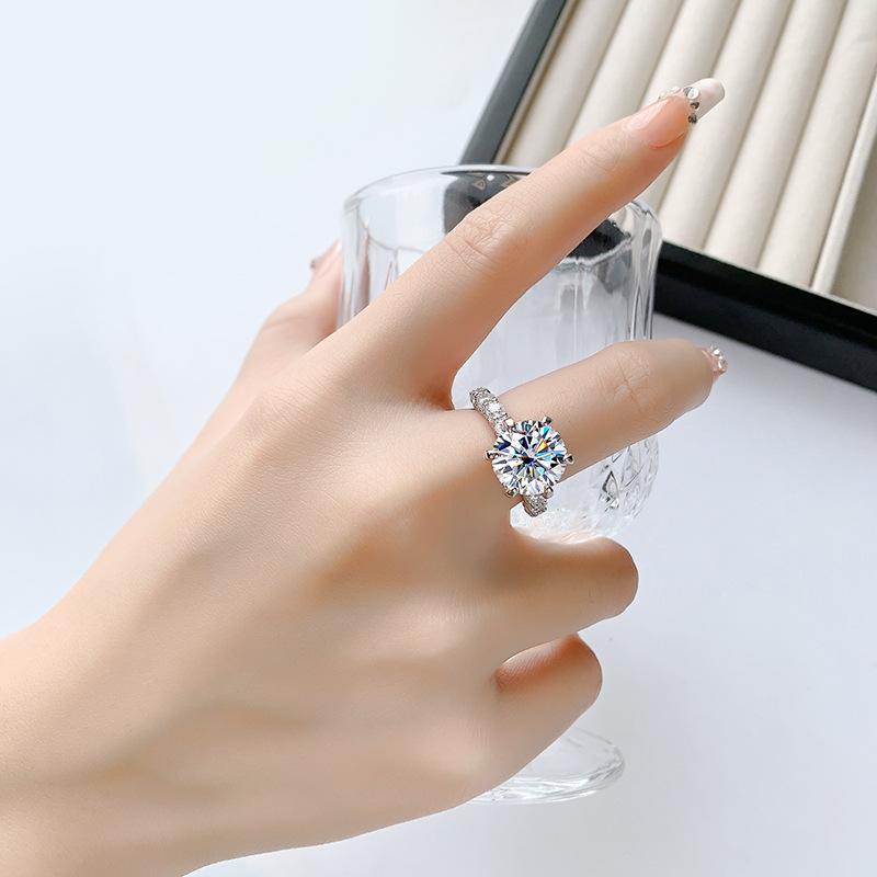 【#19】925 Sterling Silver Round Shape Moissanite Ring For Engagement And Wedding