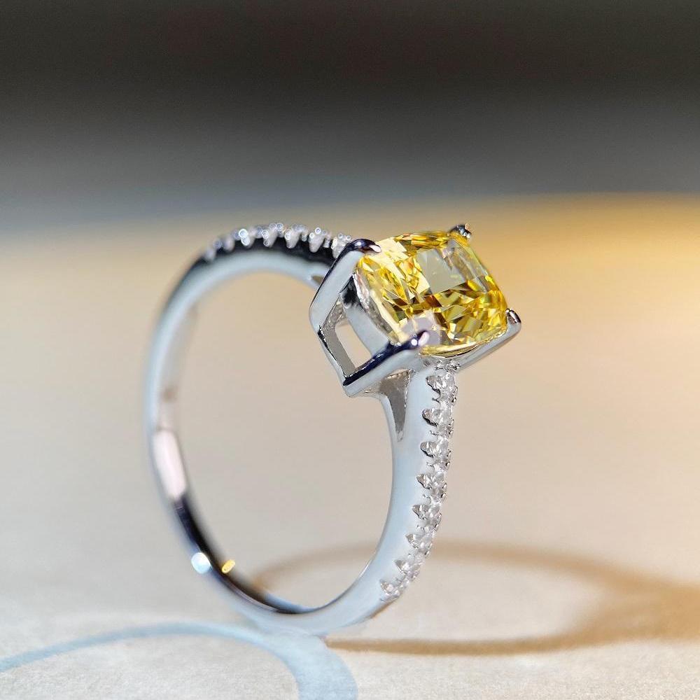 【T51】925 Sterling Silver 2CT Yellow Radiant Cut Cubic Zirconia Ring