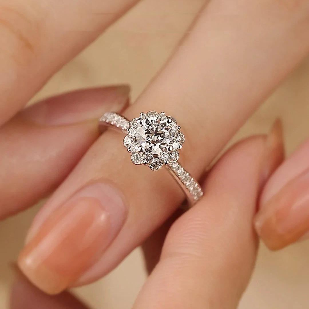 【#28】925 Sterling Silver 1CT Bouquet Design Moissanite Ring