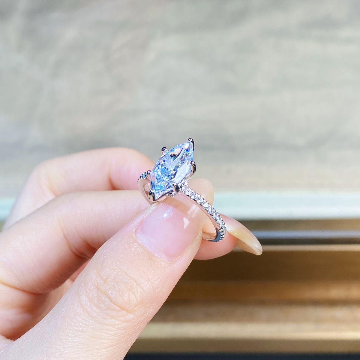 【T17】925 Sterling Silver 2CT Marquise Cut Cubic Zirconia Ring