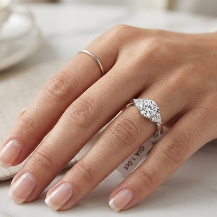 【New Arrival #14】925 Sterling Silver Three Stone Synthetic Moissanite Ring