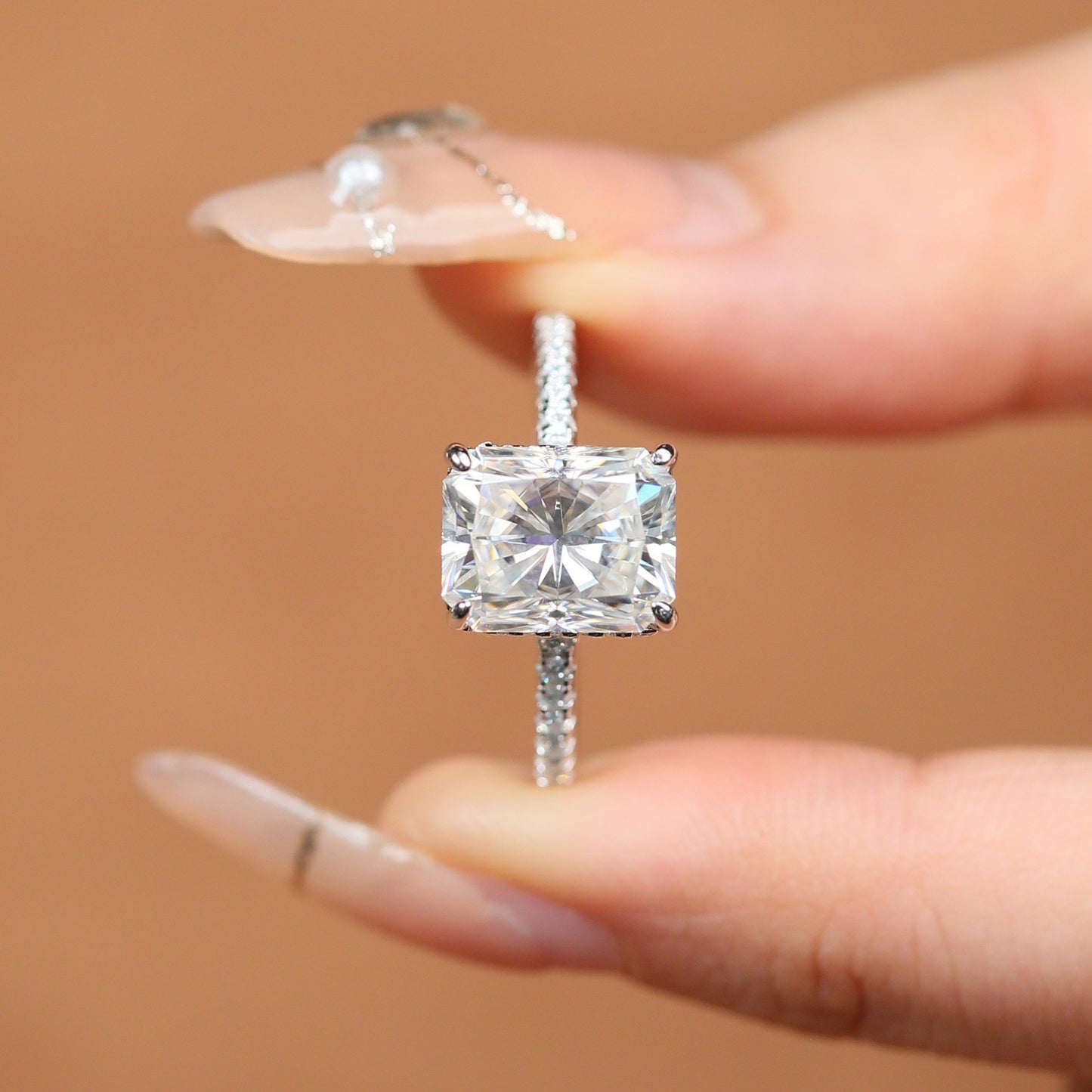 【H2】925 Sterling Silver 4CT Radiant Cut Moissanite Ring