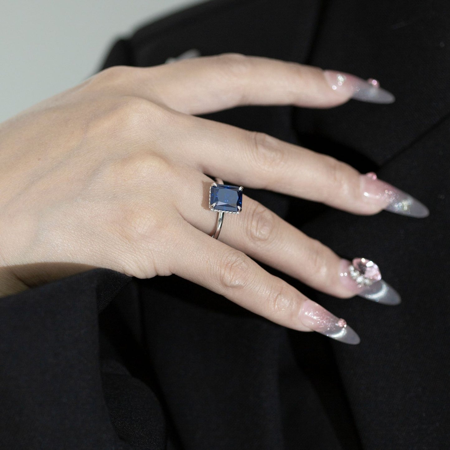 【H3】925 Sterling Silver 4CT Radiant Cut Moissanite Ring