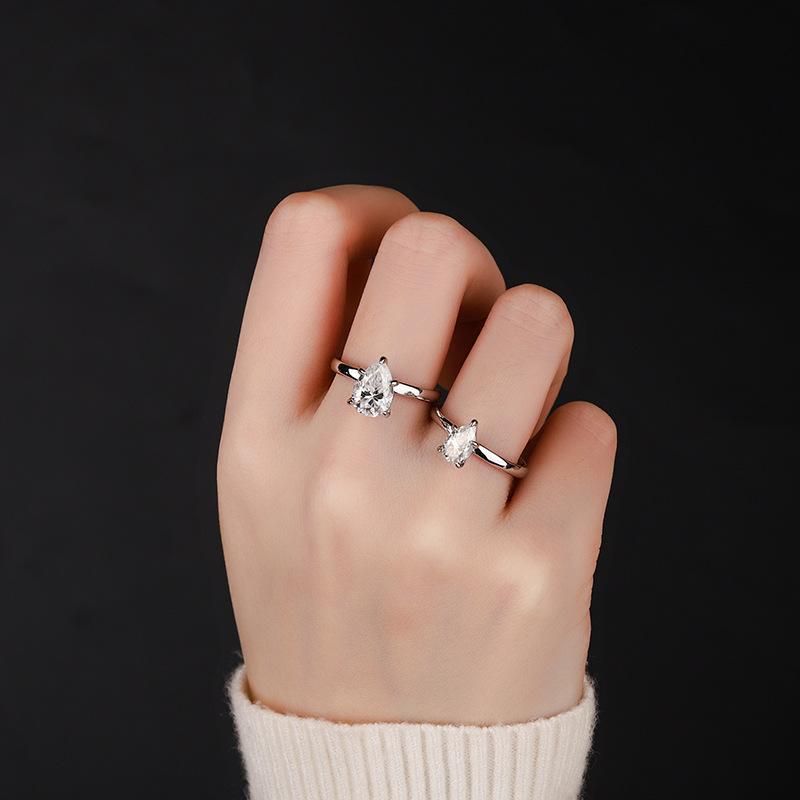 【#26】925 Sterling Silver Pear Shape Moissanite Ring