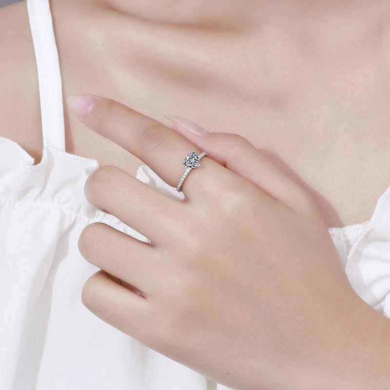 【#27】925 Sterling Silver Heart Shape Moissanite Ring