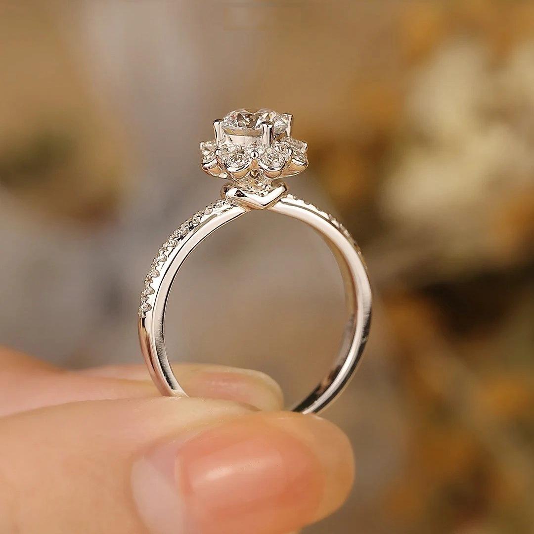 【#28】925 Sterling Silver 1CT Bouquet Design Moissanite Ring