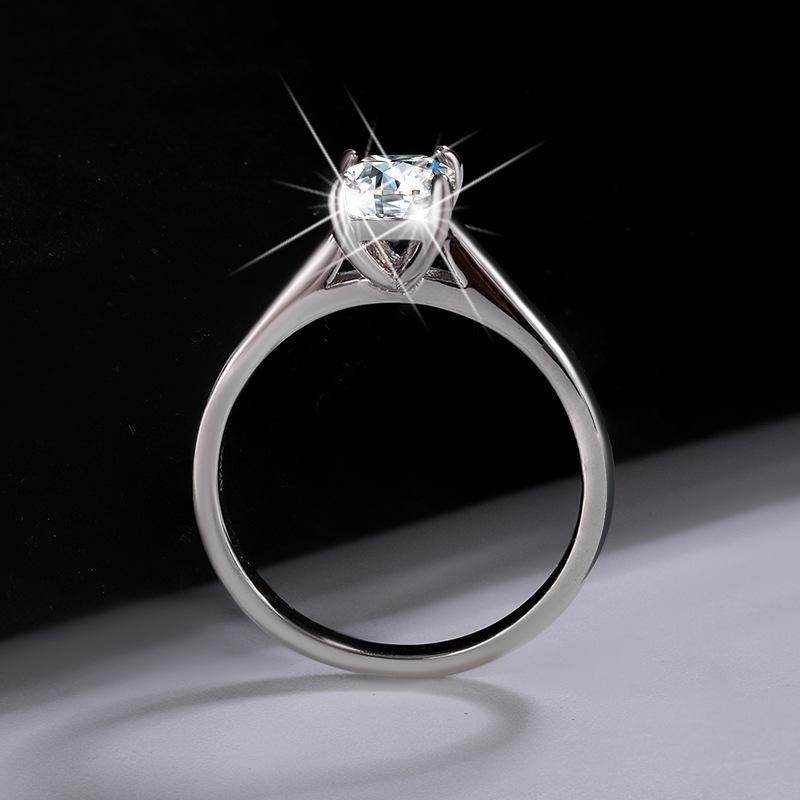 【#59】925 Sterling Silver Four-claw Emerald Cut Moissanie Ring