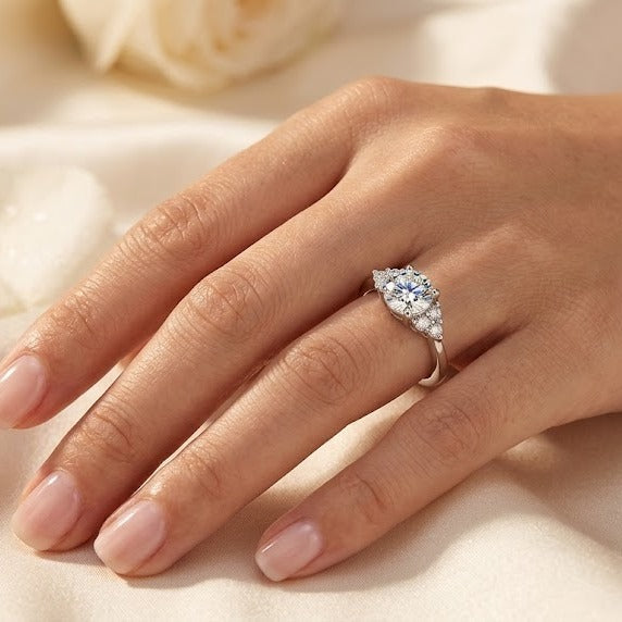 【New Arrival #14】925 Sterling Silver Three Stone Synthetic Moissanite Ring