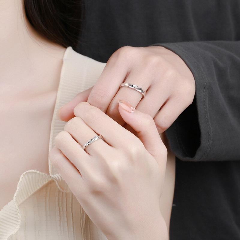 [New Arrival T14] 925 Sterling Silver Couple Rings Luxury Twisted Design Promise Rings for Lovers Jewelry Gift Set (1 Pair)