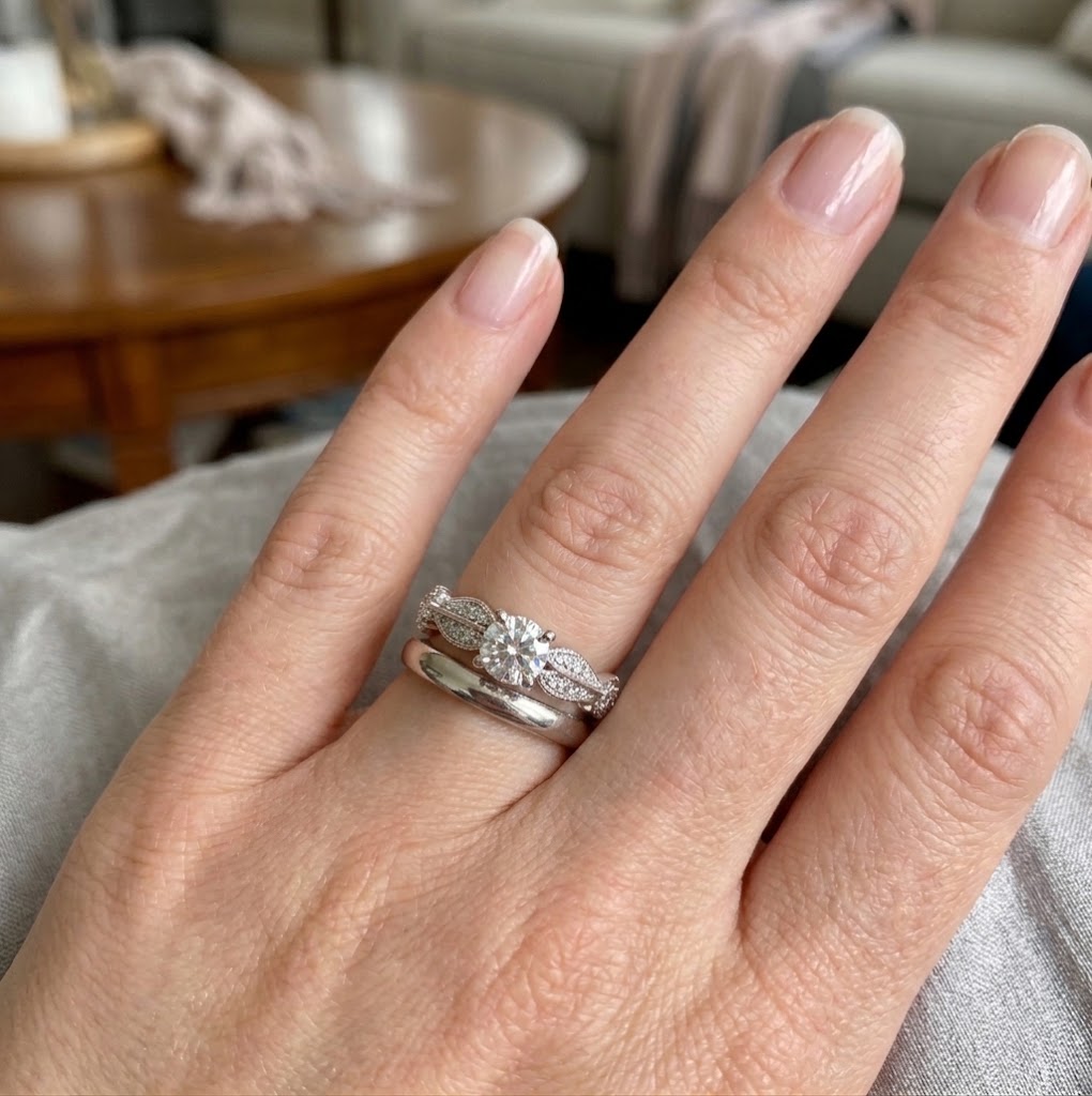 【#330】925 Sterling Silver Moissanite Ring Round Cut Solitaire Engagement Ring Classic Fine Jewelry for Women Anniversary Gift