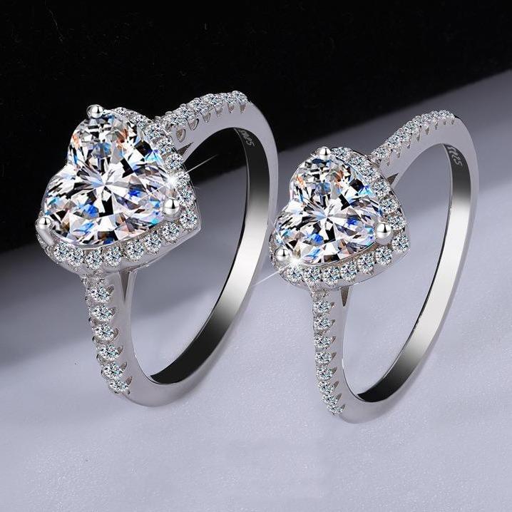 【New Arrival #8】Romantic 925 Sterling Silver Heart Cut Moissanite Ring, 1CT/2CT Sparkling Moissanite Halo Engagement Ring for Women, Anniversary Promise Jewelry with GRA Certificate