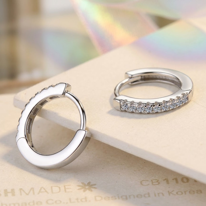 【#306】925 Sterling Silver Moissanite Huggie Hoop Earrings Sparkling Small Round Gem Ear Rings Elegant Fine Jewelry Gift for Women