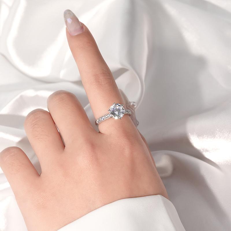 【#179】Classic Six-Claw 2CT Moissanite Ring In 925 Sterling Silver