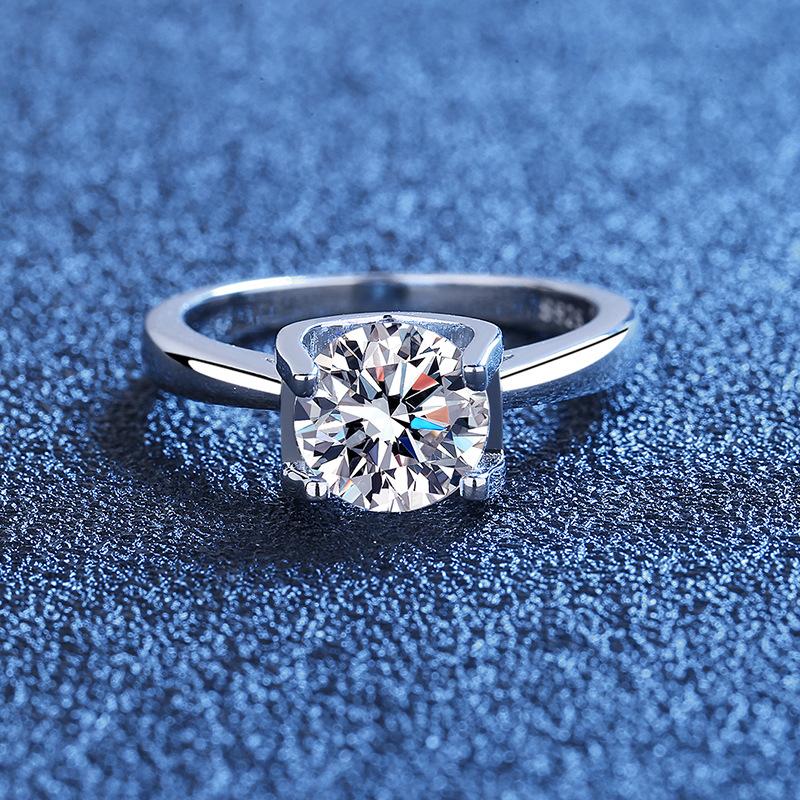 Elegant 925 Sterling Silver Moissanite Diamond Bull Head Ring3