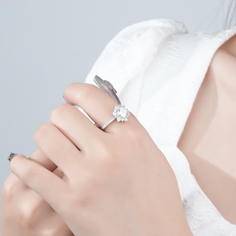 925 Sterling Silver Sunflower Ring with Moissanite Light Luxury Elegant Design4