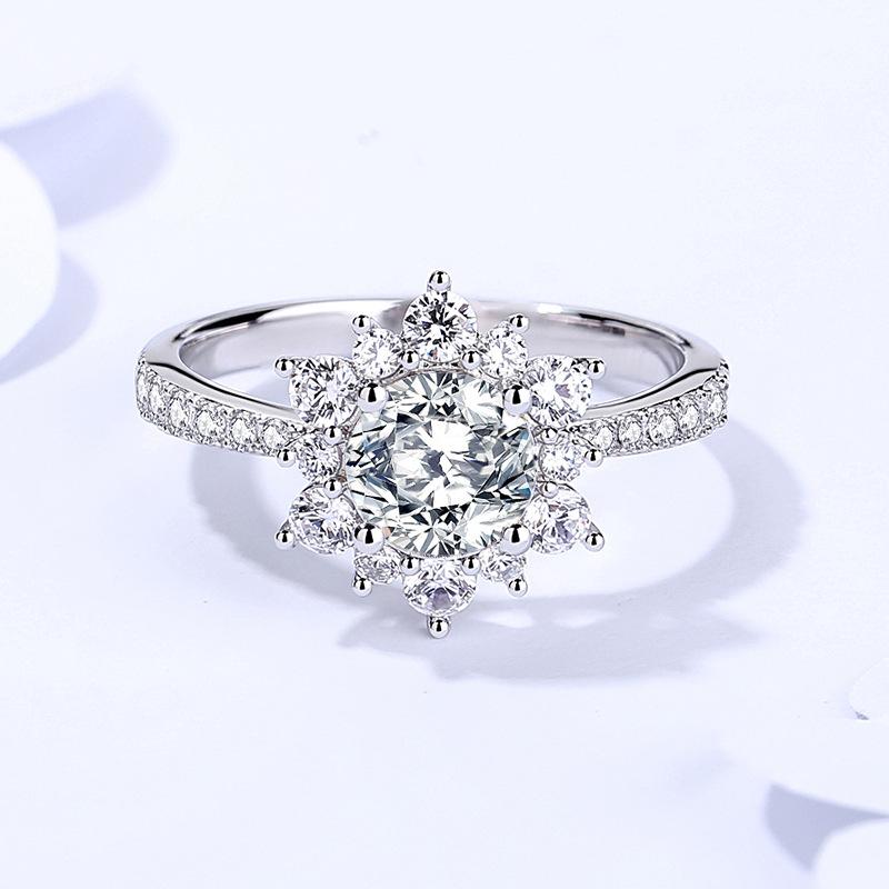 925 Sterling Silver Sunflower Ring with Moissanite Light Luxury Elegant Design0