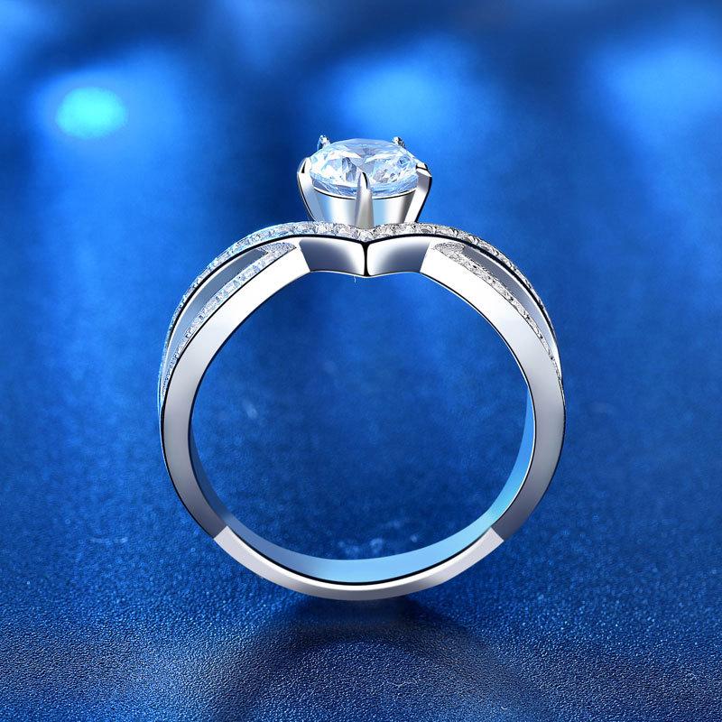 925 Sterling Silver Moissanite Exaggerated Personalized Six-Claw Crown Diamond Ring5